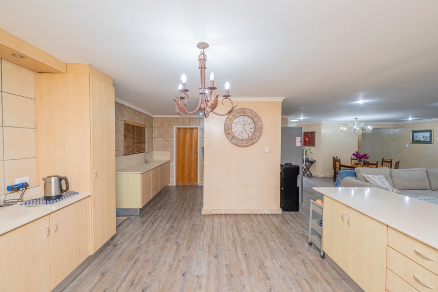 3 Bedroom Property for Sale in Ridgeworth Western Cape